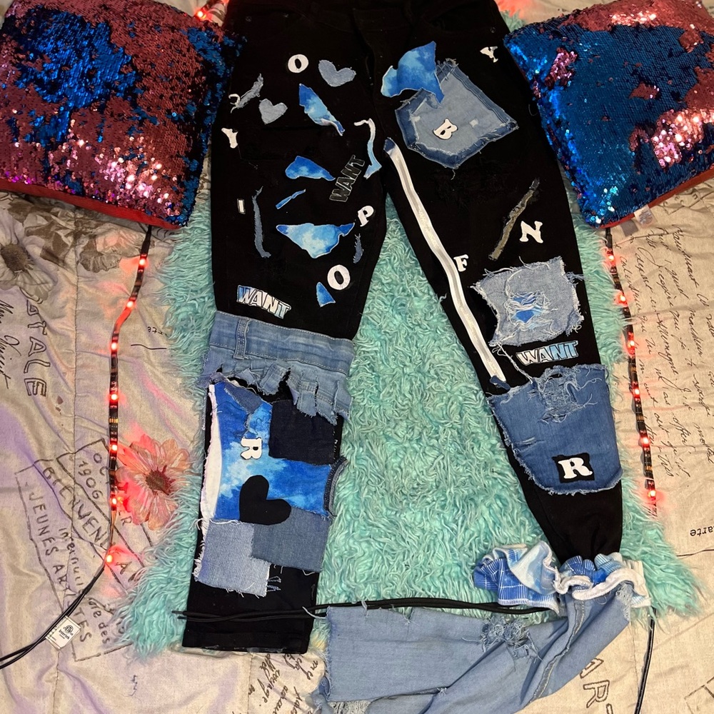 Get Your Glam Pants Here Http://Glamorousjeans.Bi… - image 1